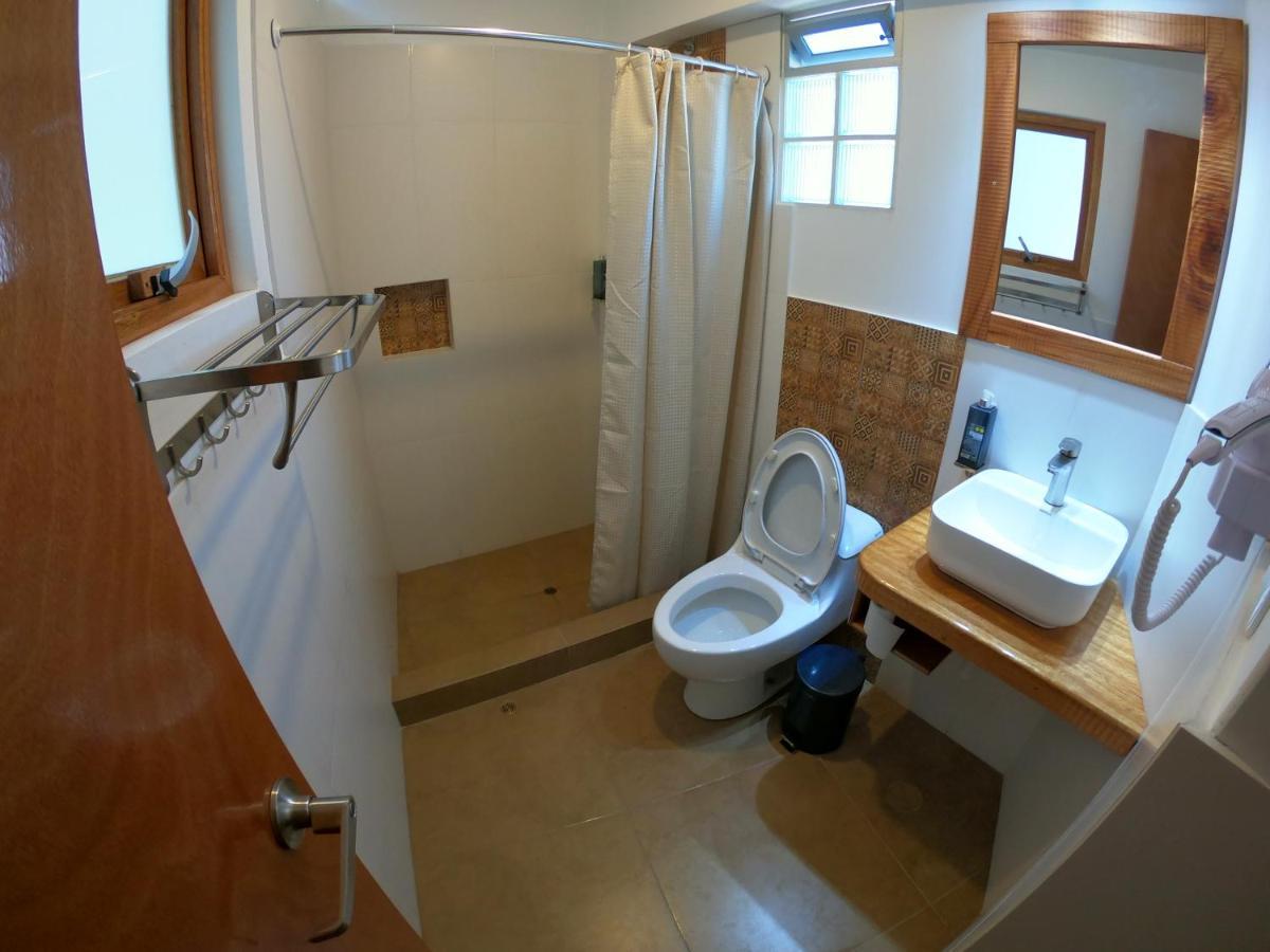 Akilpo Home Уарас Екстериор снимка