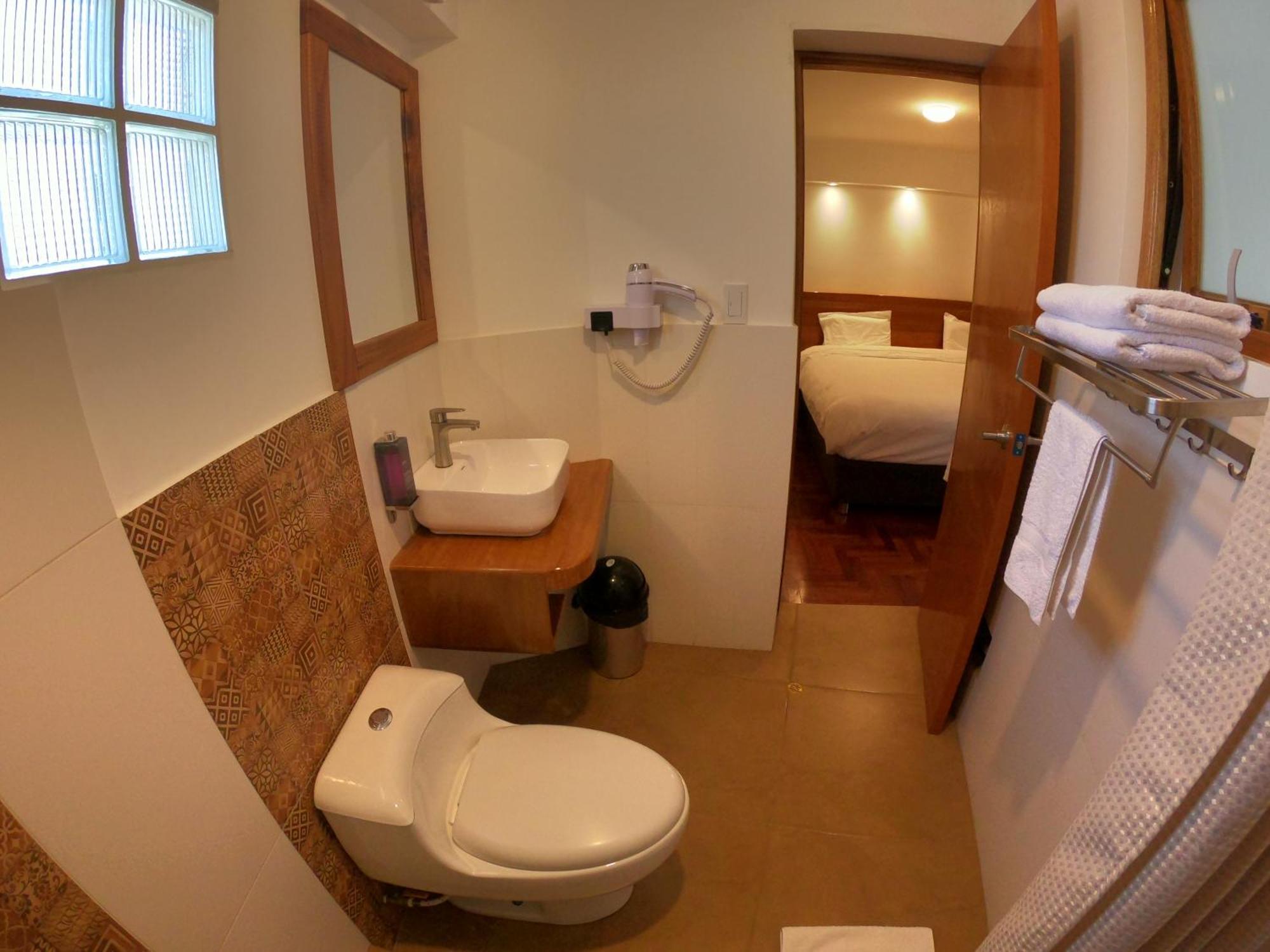 Akilpo Home Уарас Стая снимка