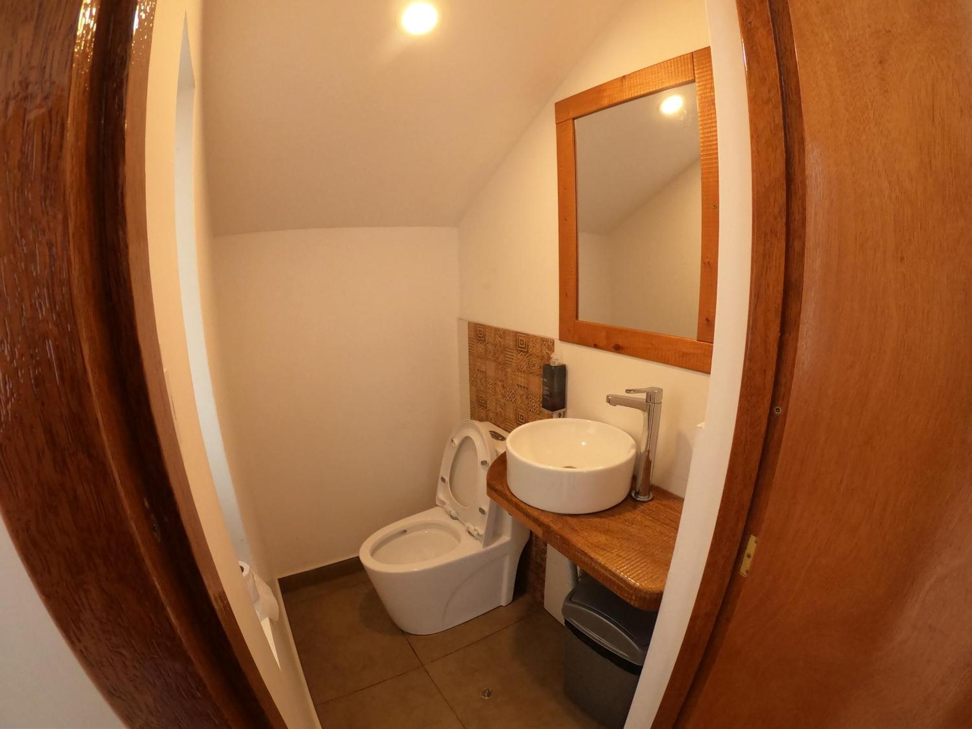 Akilpo Home Уарас Стая снимка